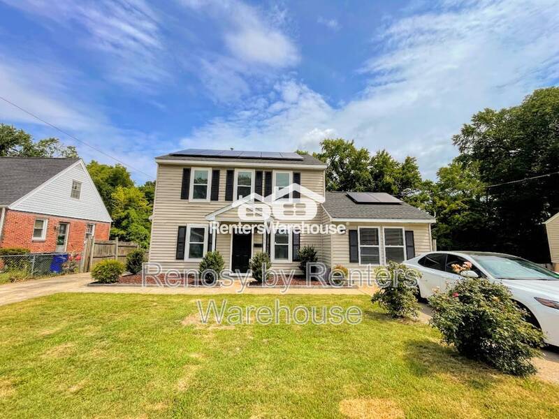 Stunning Home With Large Backyard! property image