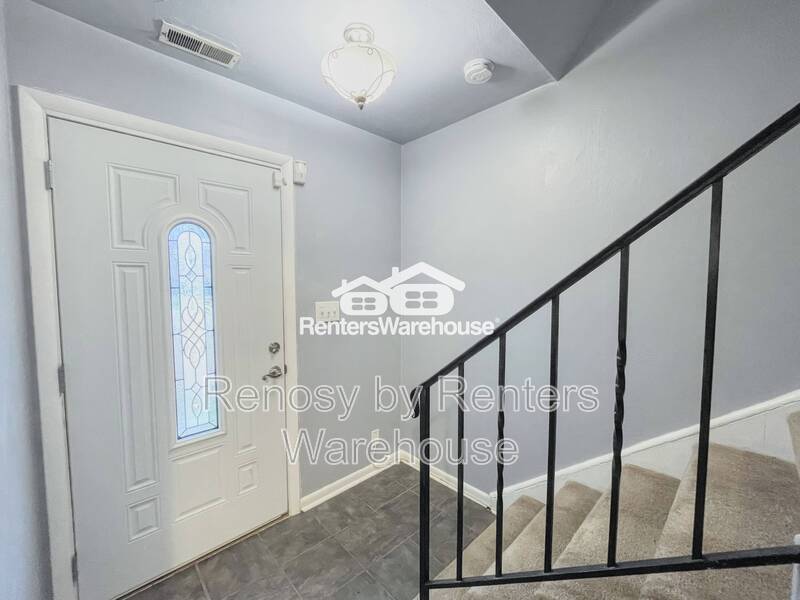 Charming Townhouse! property image