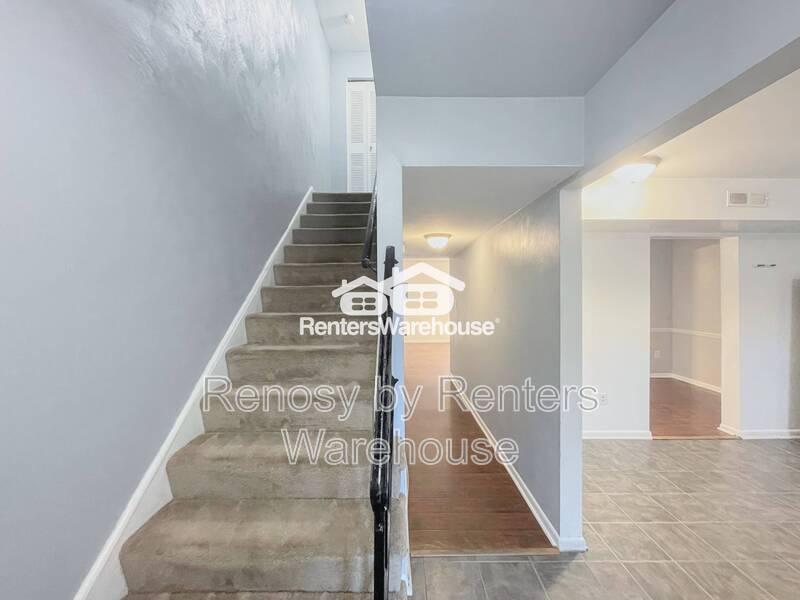 Charming Townhouse! property image