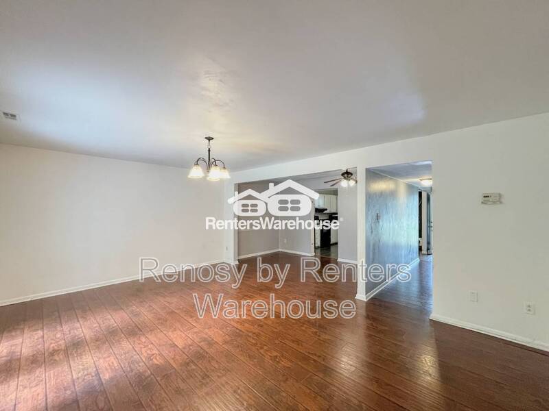 Charming Townhouse! property image