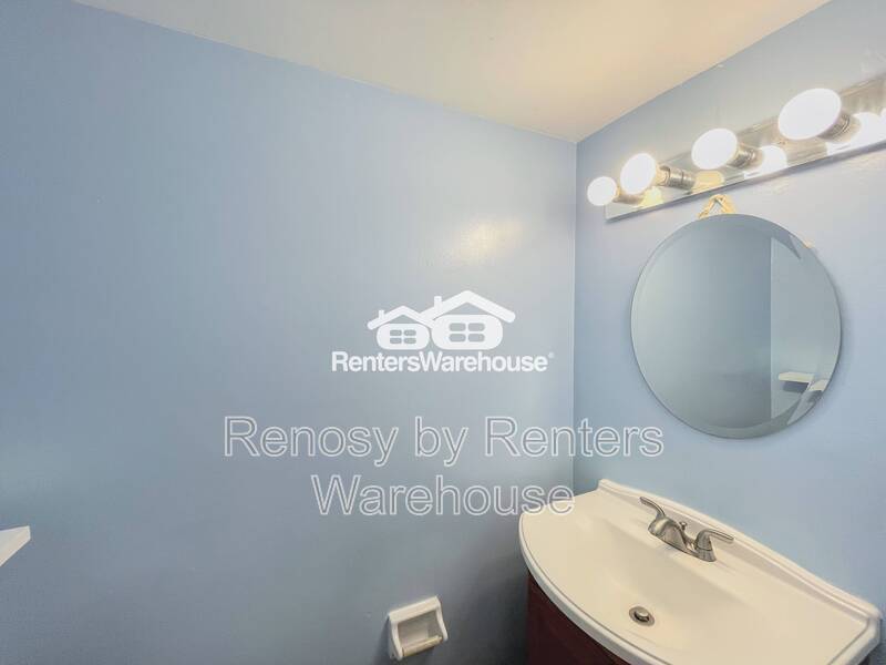 Charming Townhouse! property image