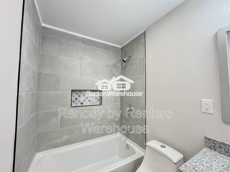 Gorgeous Home With Huge Backyard! property image