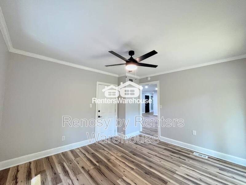 Gorgeous Home With Huge Backyard! property image