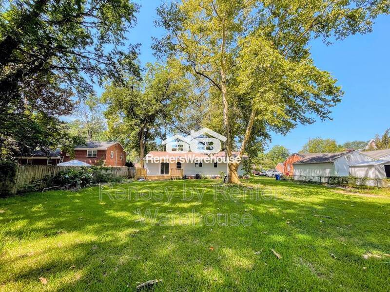 Gorgeous Home With Huge Backyard! property image