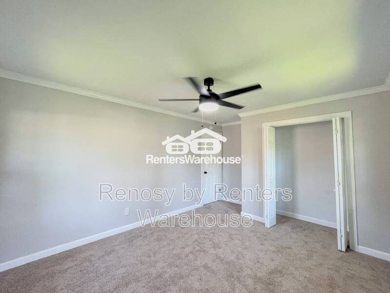 Gorgeous Home With Huge Backyard! property image