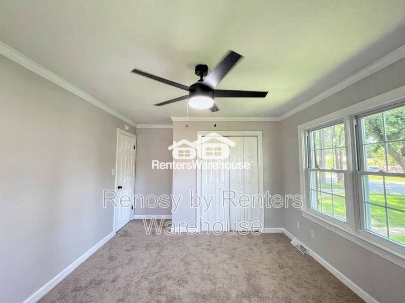 Gorgeous Home With Huge Backyard! property image