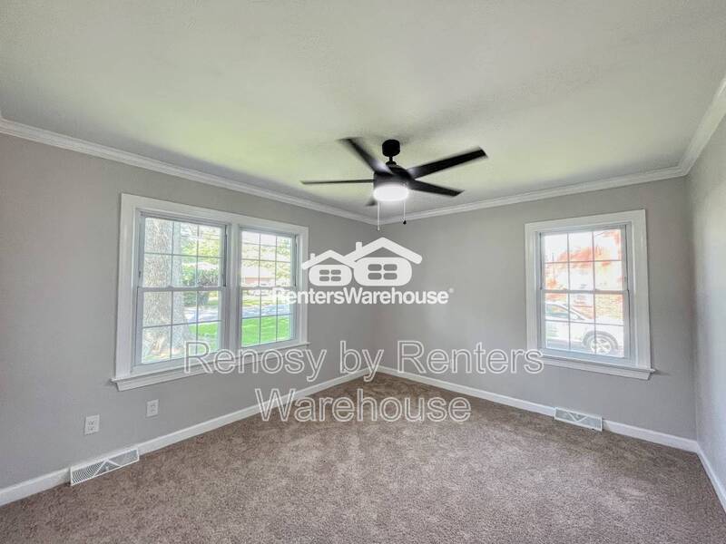 Gorgeous Home With Huge Backyard! property image