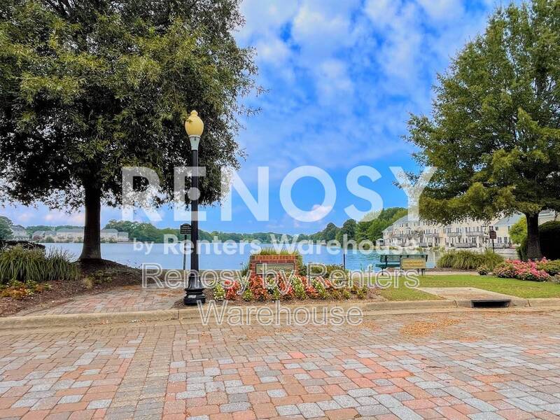 Lakefront Condo! property image