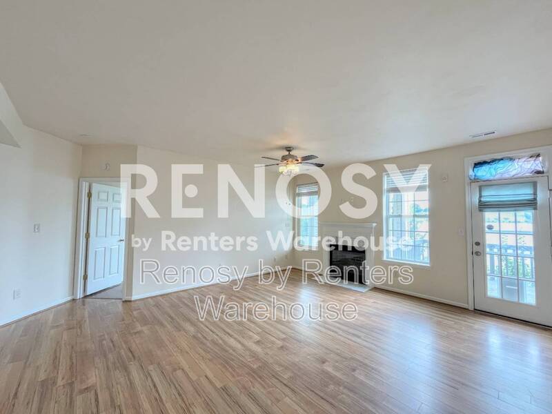Lakefront Condo! property image