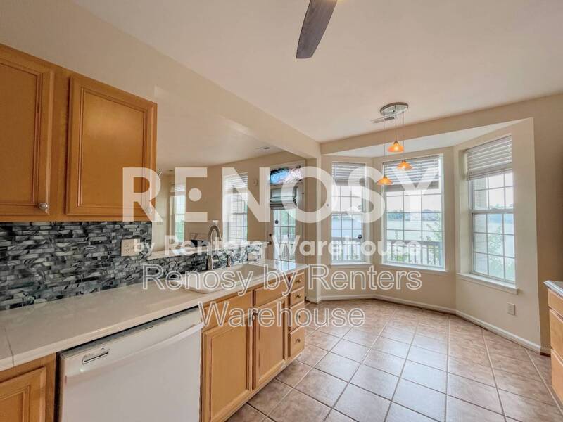 Lakefront Condo! property image