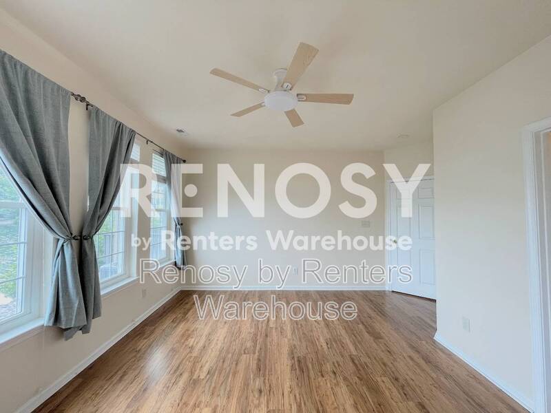 Lakefront Condo! property image