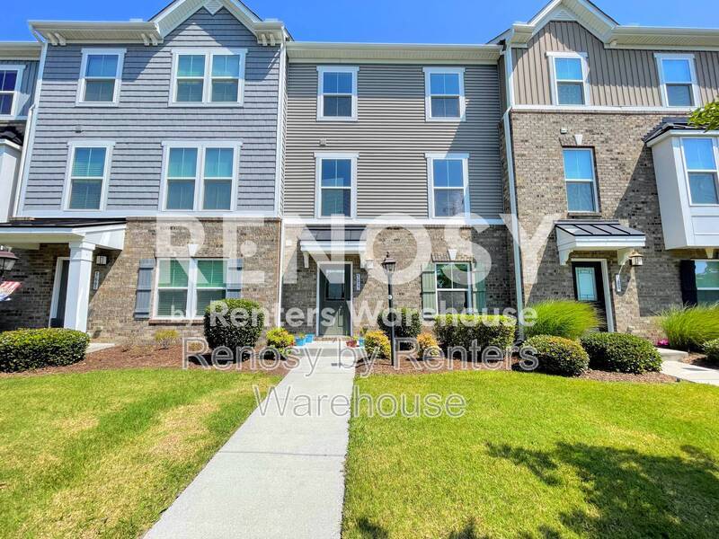 Lovely Tri-Level Townhome! property image