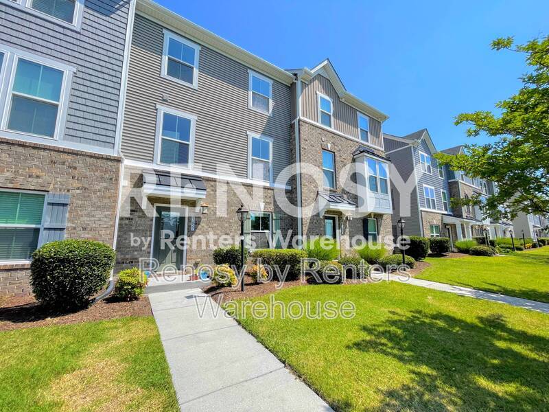 Lovely Tri-Level Townhome! property image