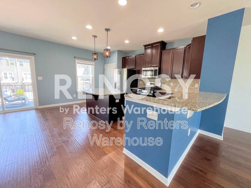 Lovely Tri-Level Townhome! property image