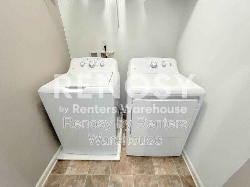 Lovely Tri-Level Townhome! property image