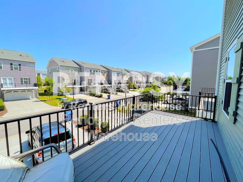 Lovely Tri-Level Townhome! property image