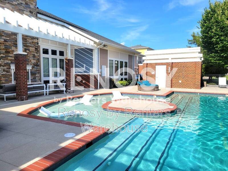 Lovely Tri-Level Townhome! property image