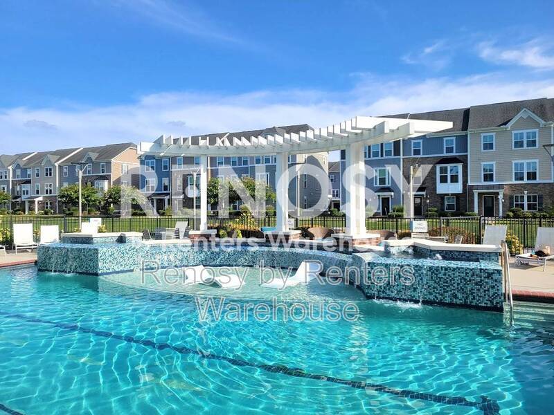 Lovely Tri-Level Townhome! property image