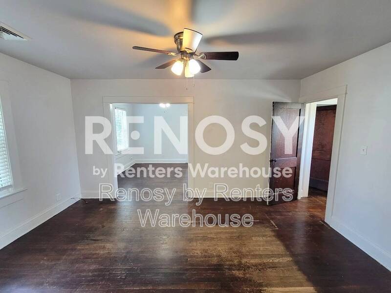One block from the beach! property image