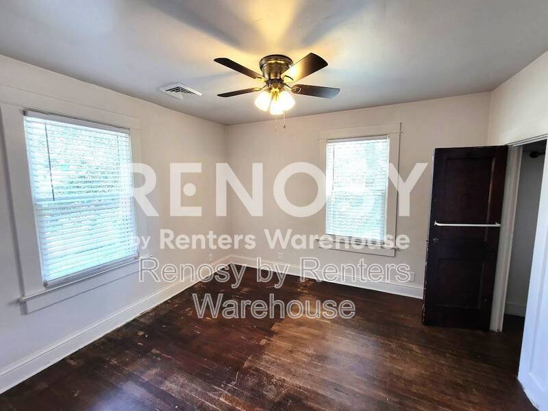 One block from the beach! property image