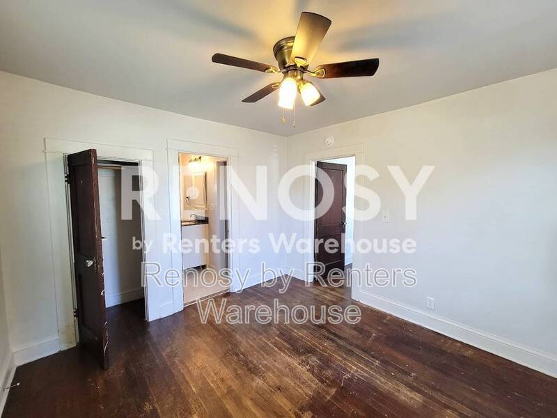 One block from the beach! property image
