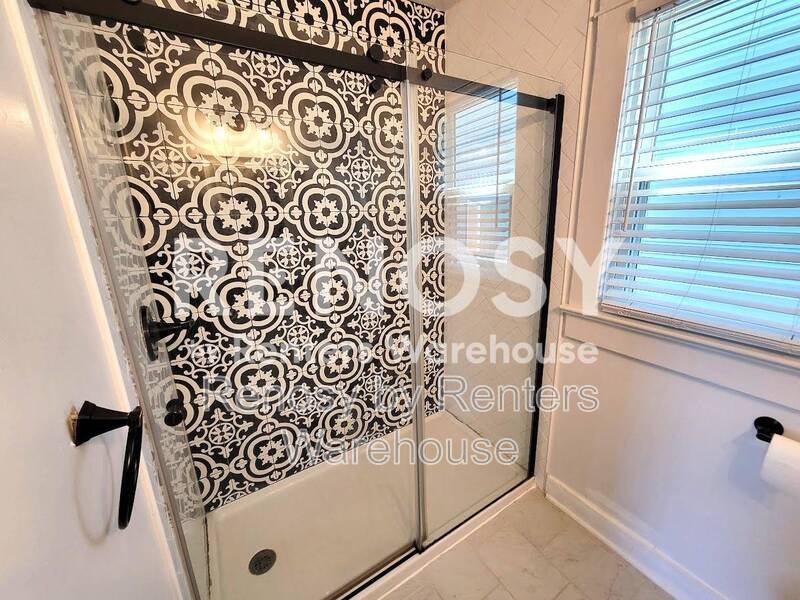 One block from the beach! property image