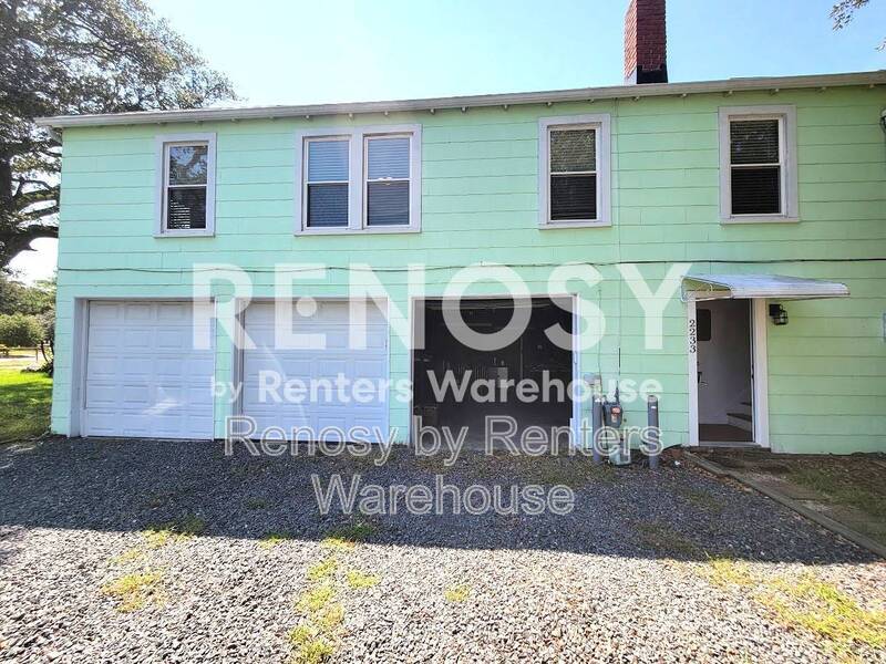 One block from the beach! property image