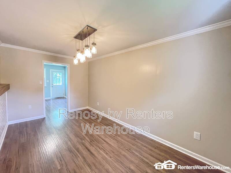 Beautiful Home With Huge Backyard! property image