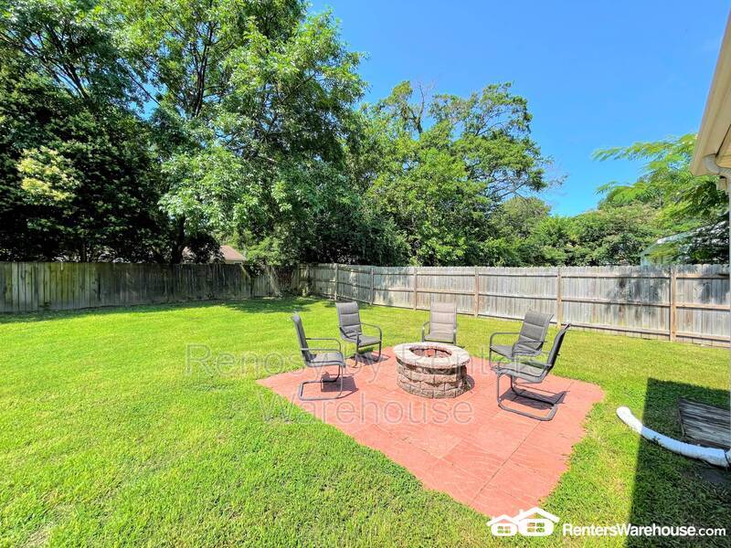 Beautiful Home With Huge Backyard! property image