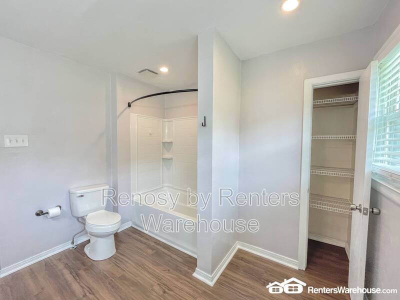 Beautiful Home With Huge Backyard! property image