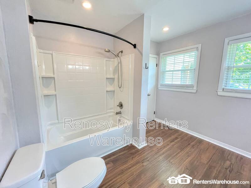 Beautiful Home With Huge Backyard! property image