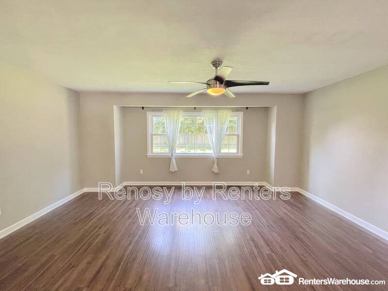 Beautiful Home With Huge Backyard! property image