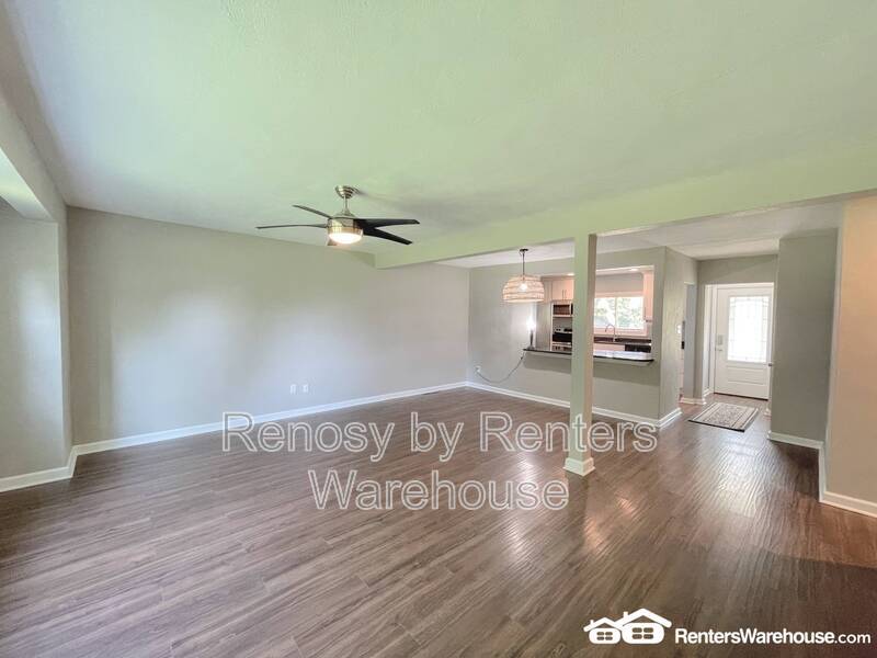 Beautiful Home With Huge Backyard! property image