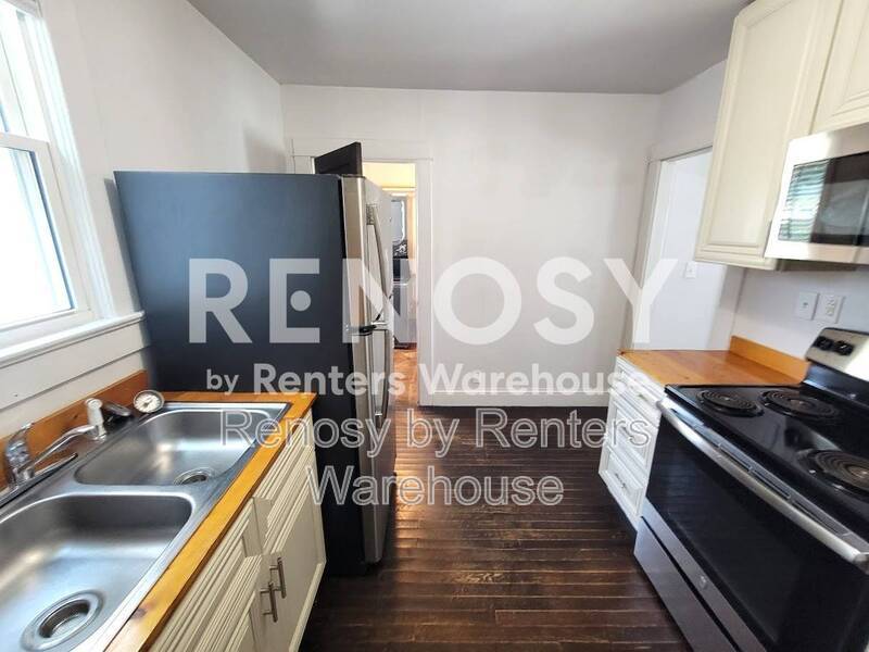 One block from the beach! property image