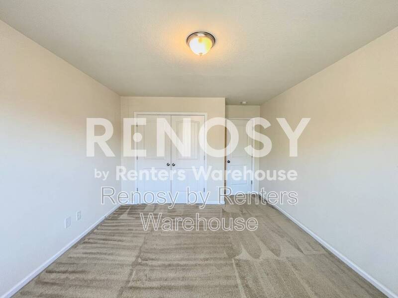Beautiful 4-Bedroom Home with Spacious Fenced Backyard! property image