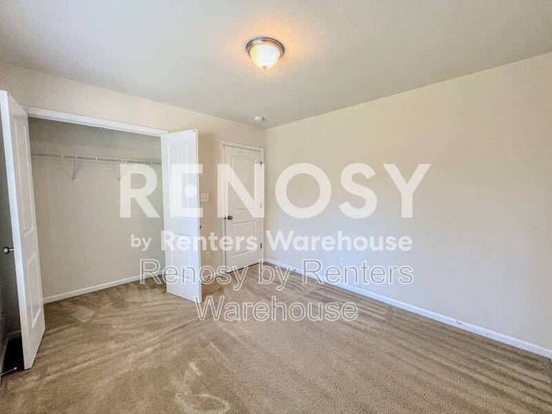Beautiful 4-Bedroom Home with Spacious Fenced Backyard! property image