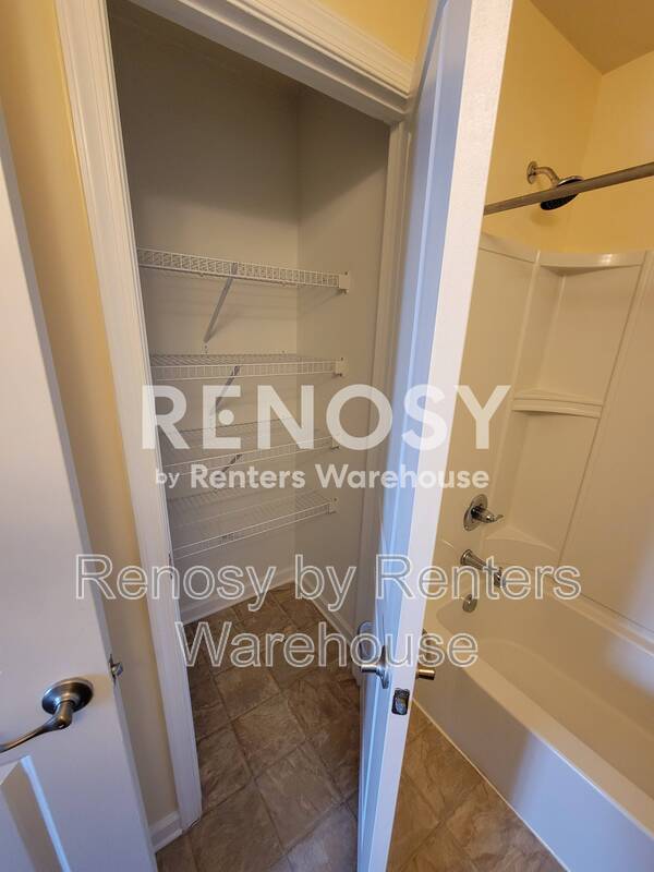 Spectacular Condo! property image